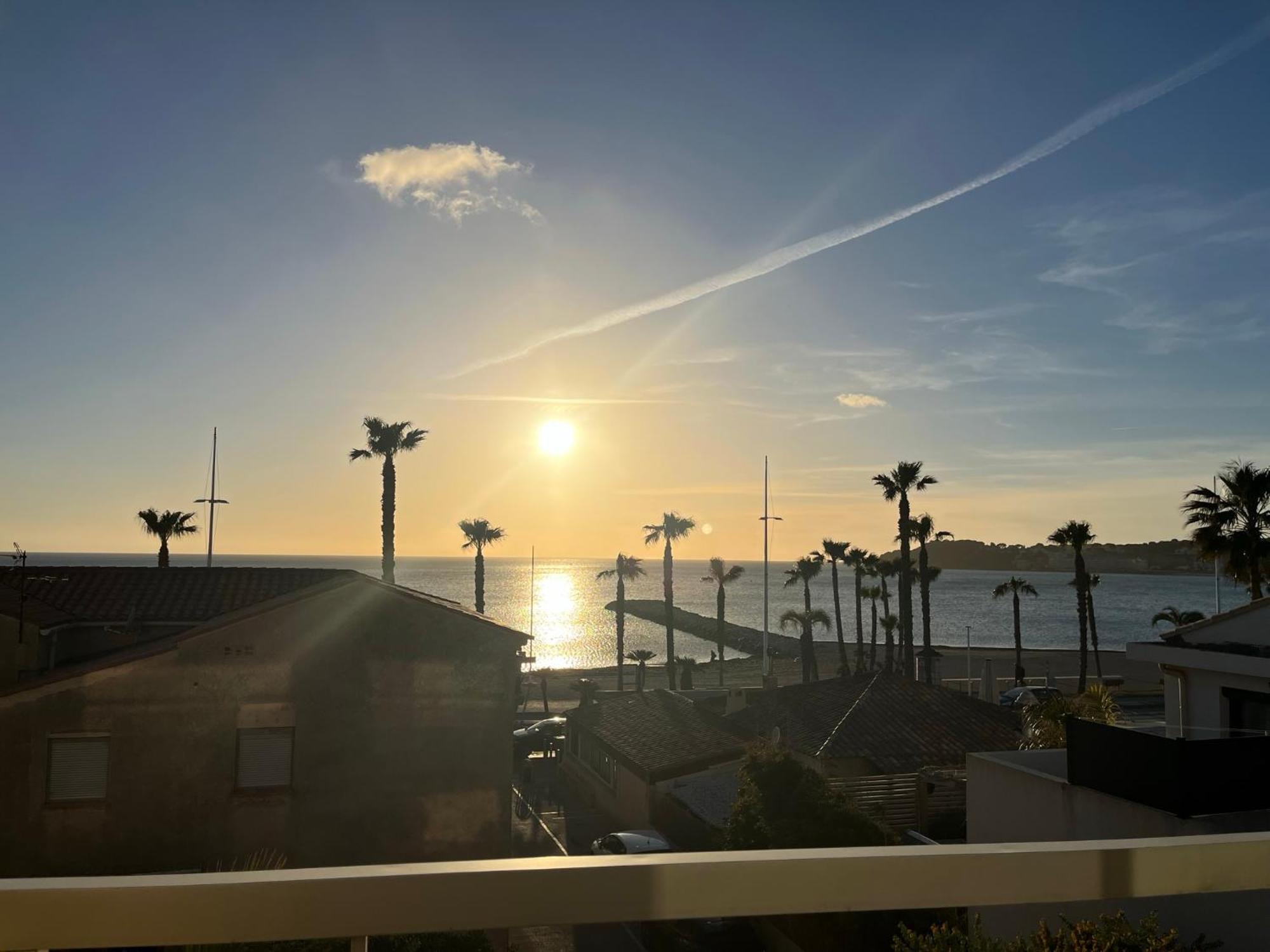Sanary View - Un Ecrin Sur La Mer Six-Fours-les-Plages Exterior foto